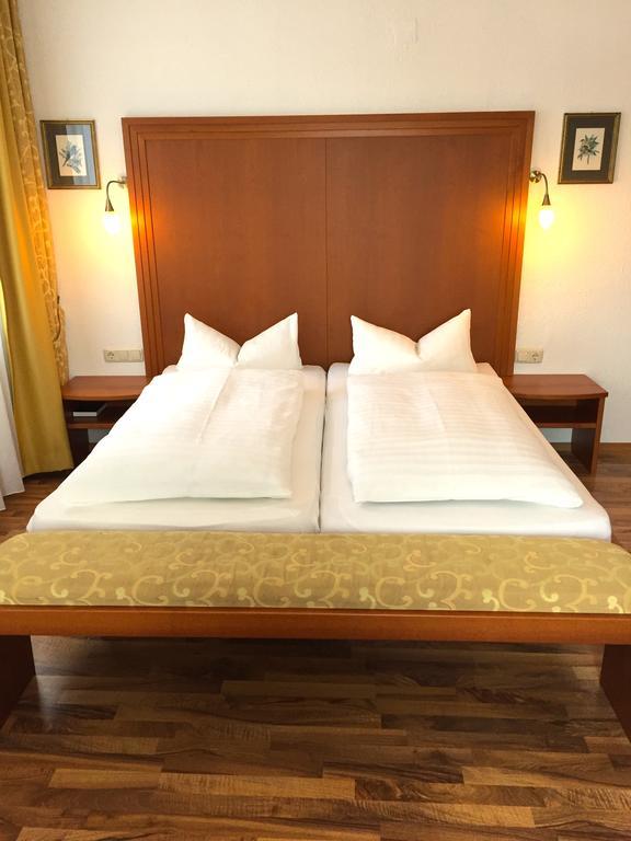 Hotel Zur Schoenen Aussicht ماركتهيدنفلد المظهر الخارجي الصورة